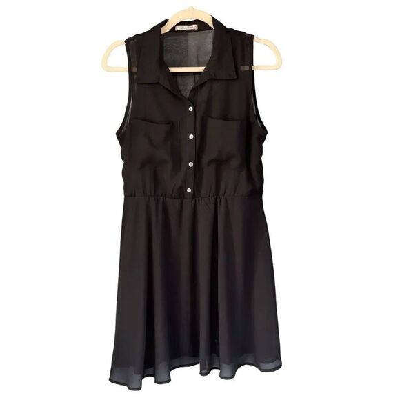freebird Dresses & Skirts - Freebird Black Sleeveless Sheer Button Up Dress Size Small